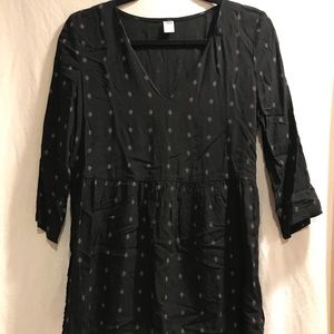 Old Navy black patterned blouse